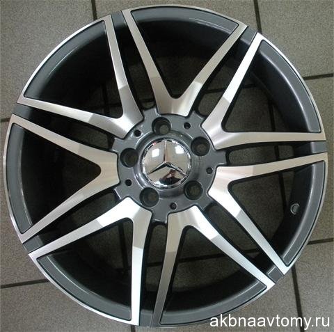 Диск литой 8x18 5x108 ET38.0 OZ ENERGY